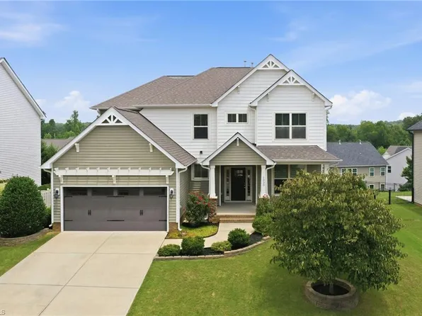 1330 Falkirk Dr, Burlington, NC 27215