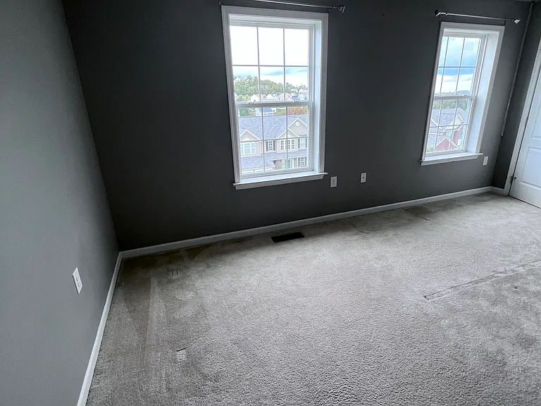 607 Hayfield St — Photo 38