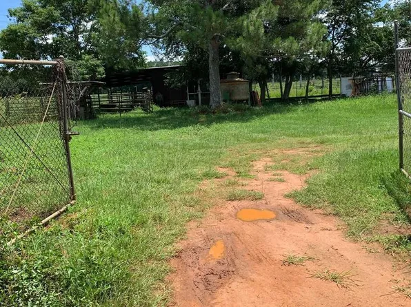 194 Crisp Dr, Americus, GA 31719