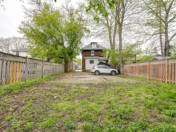 4th image of 84 Wharncliffe Rd S