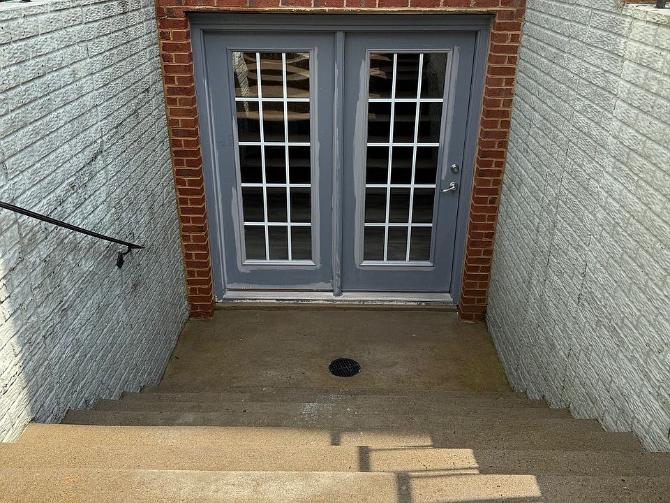 1st image of 13904 Barrymore Ct