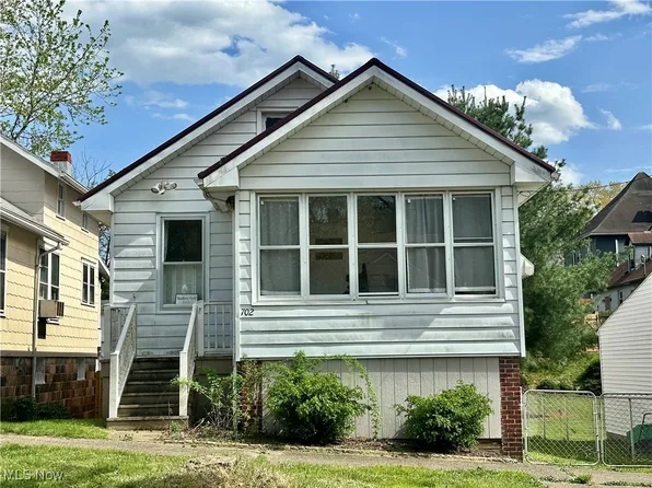 702 E Montgomery St, Marietta, OH 45750