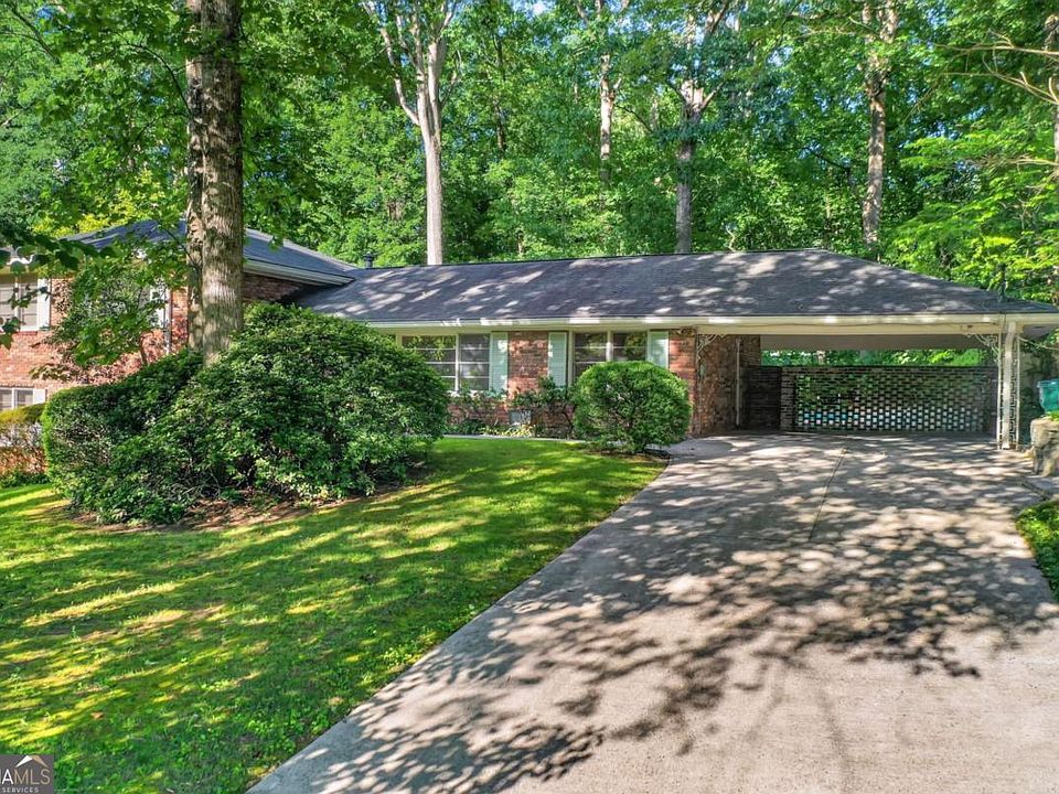 1st image of 6885 Heathfield Dr