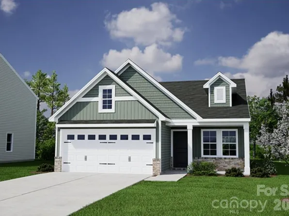 1680 Piper Creek Ave #5, Newton, NC 28658