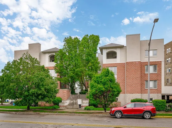 210 Des Plaines Ave Unit B, Forest Park, IL 60130