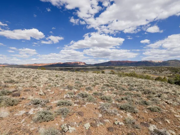 1495 W Mountain Dr, Hatch, UT 84735