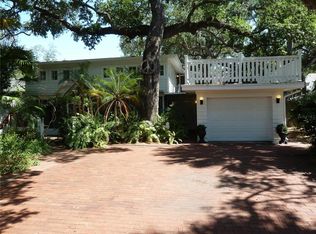 3302 W Villa Rosa St, Tampa, FL 33611