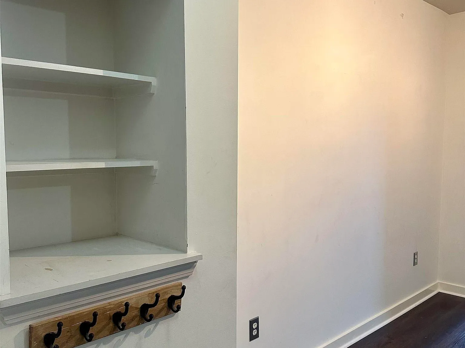 1 bed, 1.0 bath, $1,500 — Photo 2
