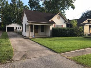 635 Highland Dr, Beaumont, TX 77705