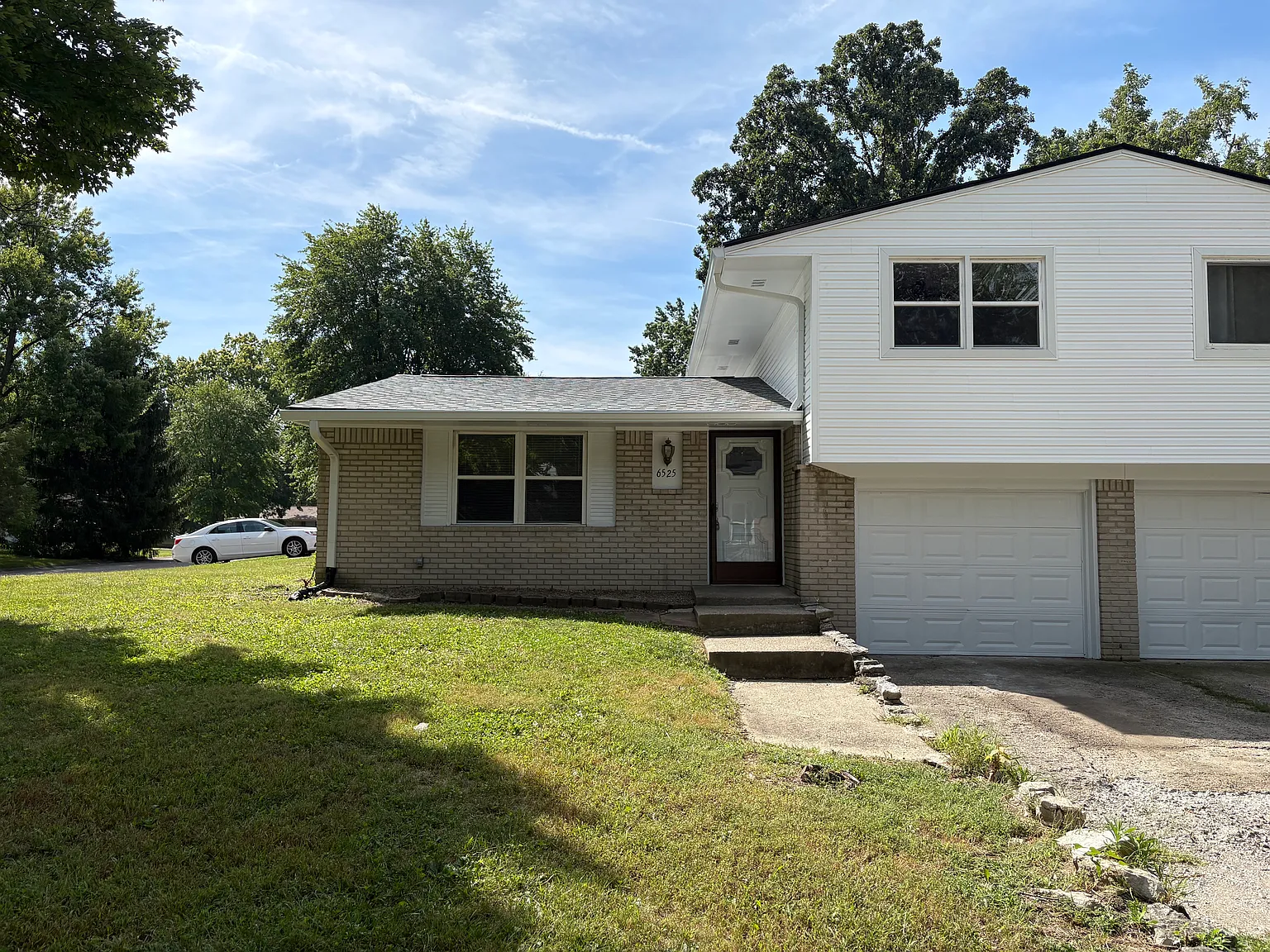 2 bed, 940 sqft, $1,500 — Photo 2