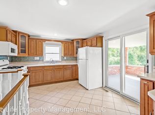 4045 Thomas St, Monroeville, PA 15146