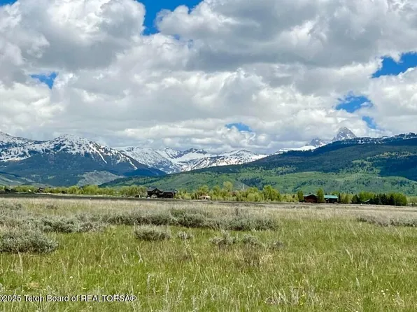 1105 Pawnee Rd, Driggs, ID 83422