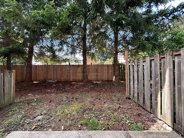 BHS T Woodland Townhomes — Photo 25