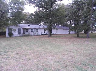 6606 White Lake Rd E, Fort Worth, TX 76112