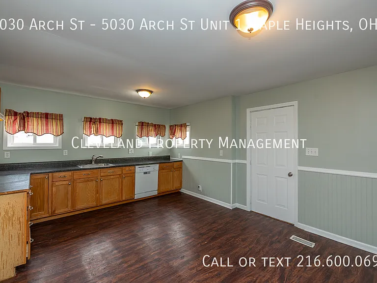 5030 Arch St #1 — Photo 10