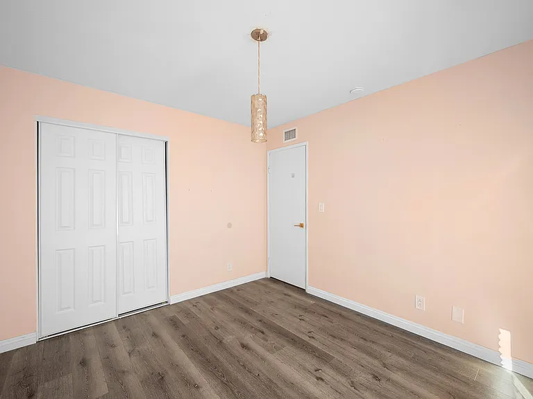 13945 Breger Ave — Photo 19