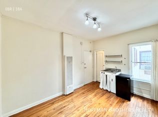 834 Sanborn Ave #302, Los Angeles, CA 90029