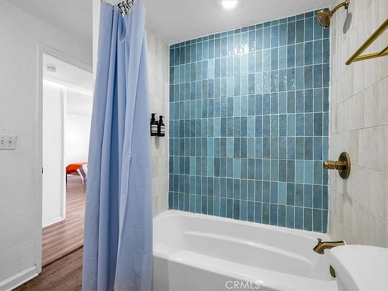 5749 Halsey Ave — Photo 20