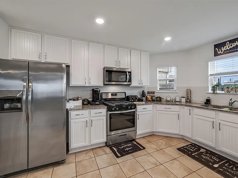 16502 Live Oak Canyon Dr — Photo 11