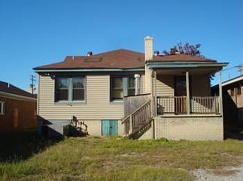 2nd image of 1103 B Ave