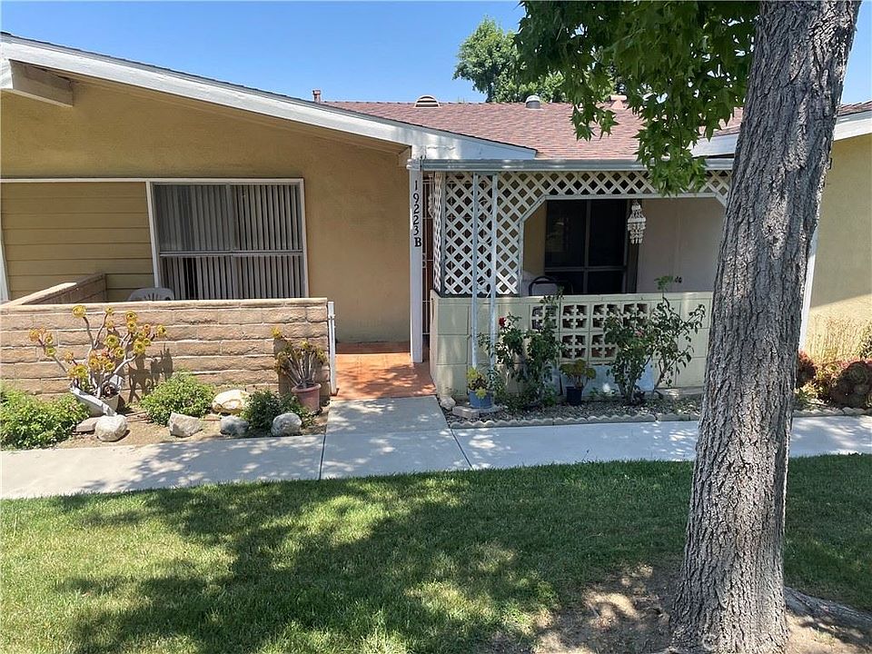 1st image of 19223 Avenue Of The Oaks Unit B