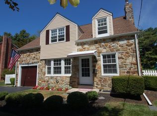 992 Old Lancaster Rd, Berwyn, PA 19312