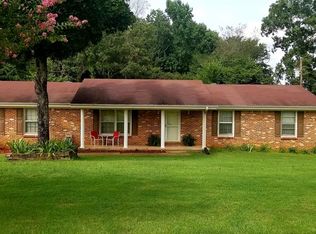 1537 Lindon St, Killen, AL 35645