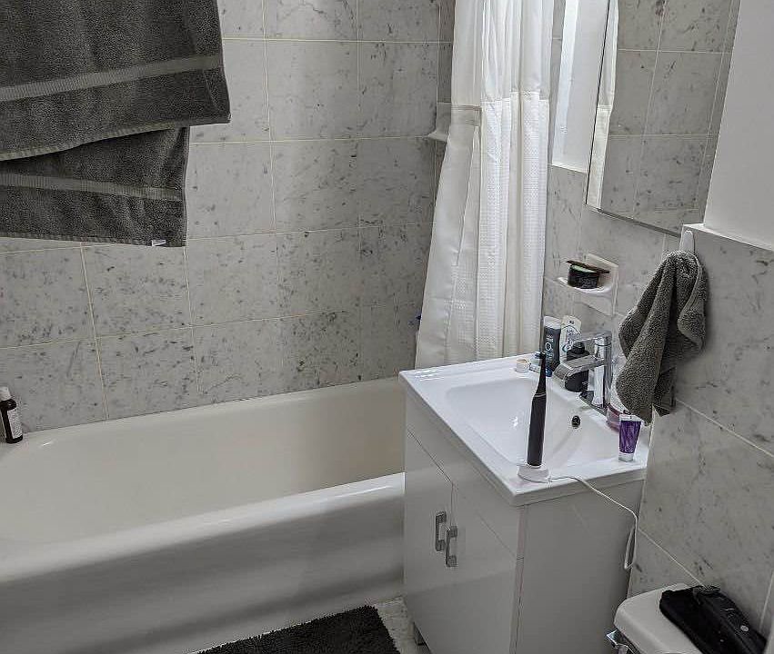 2nd image of 200 W 70th St #14W
