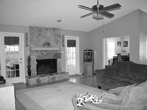 3rd image of 10508 Nile Ct