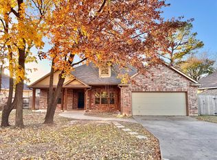 507 Shell Dr, Shady Shores, TX 76208