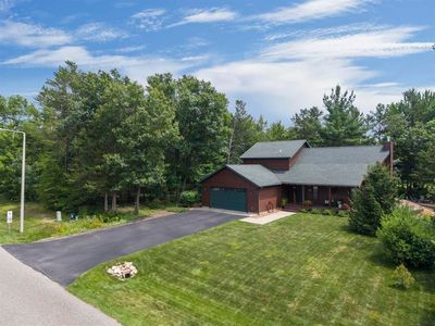 306 Lake Shore Dr, Wisconsin Dells, WI, 53965