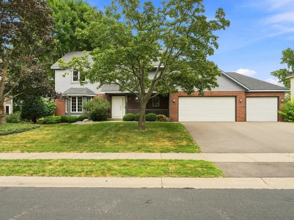 9083 Gould Rd, Eden Prairie, MN 55347