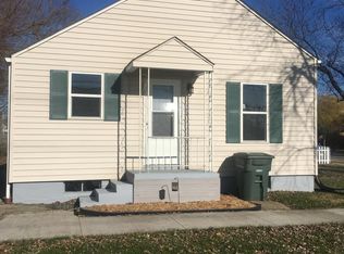 1101 Napoleon St, Valparaiso, IN 46383