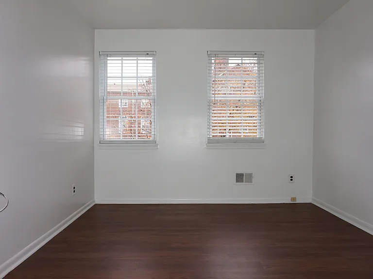 931 N Central Ave — Photo 13
