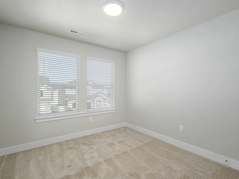 12372 Eovaldi Ave — Photo 9