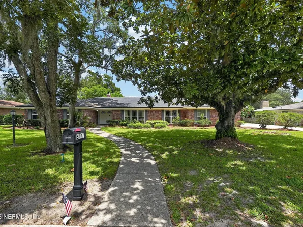 8677 SAN SERVERA Drive W, Jacksonville, FL 32217