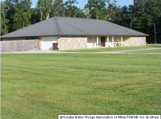 35301 Will Allen Rd, Denham Springs, LA 70706