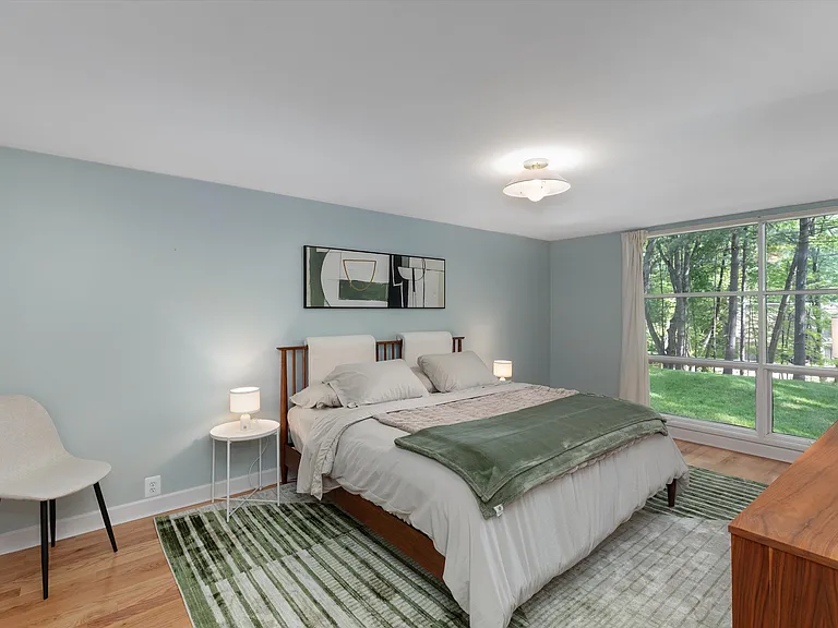 24179 Locust St — Photo 16
