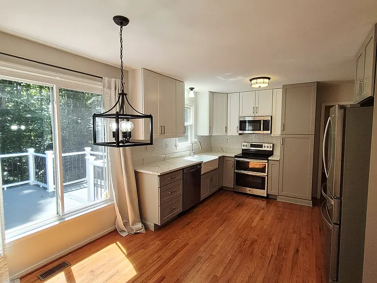 9019 Double Tree Ln — Photo 25
