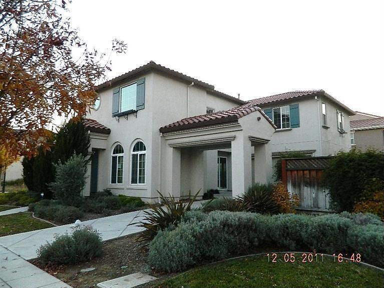 1st image of 89 S Caballo St