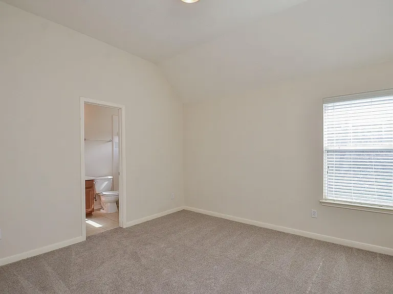 5218 Lacey Oak Meadow Dr — Photo 35