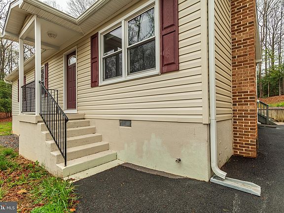 5th image of 36866 Tanyard Dr