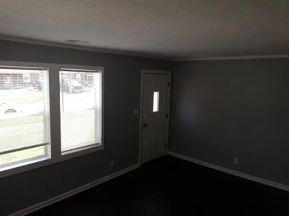 1609 Clara Ave, Louisville, KY 40215