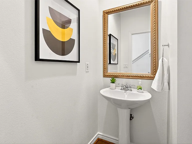 4050 McKinney Ave #12 — Photo 14
