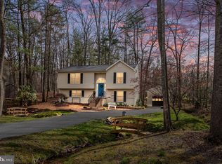 3614 Lakeview Pkwy, Locust Grove, VA 22508