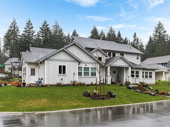 3rd image of 2624 Forest Edge Rd