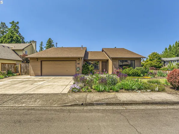 17708 SW Meadowbrook Way, Beaverton, OR 97078
