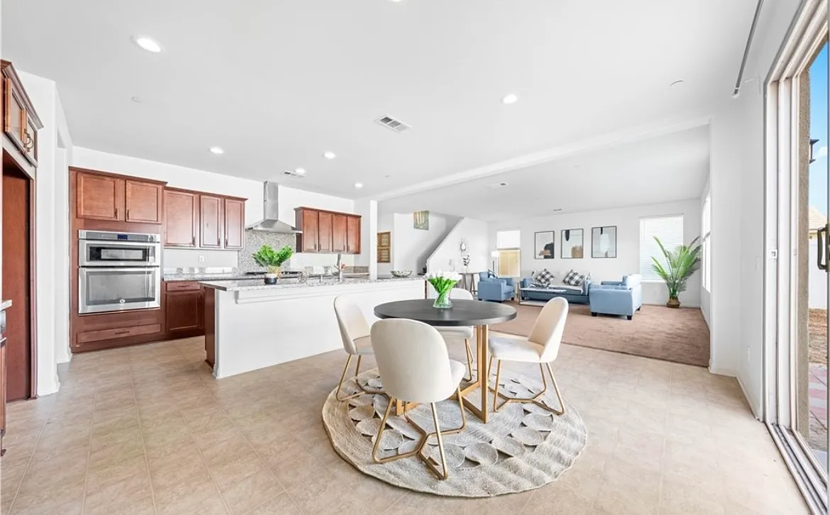 1 bed, 4100 sqft, $1,199 — Photo 1