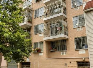 729 40th St #1C, Brooklyn, NY 11232