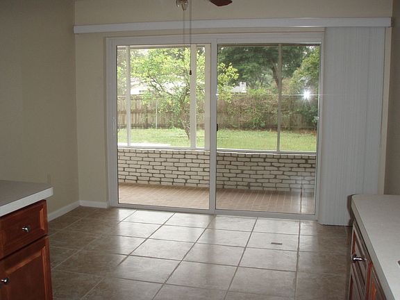 Nook area - new tile